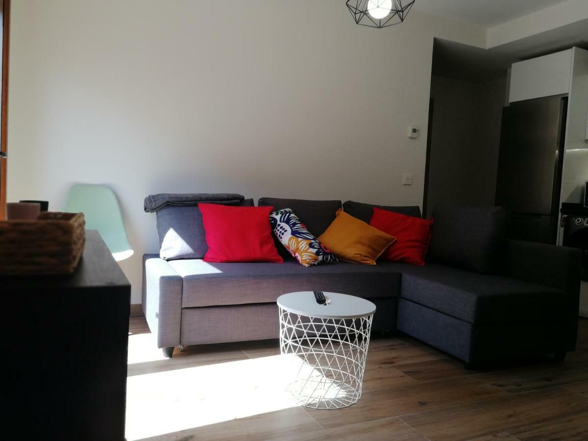 Apartamentos La Reunion 卡马雷纳德拉谢拉 外观 照片