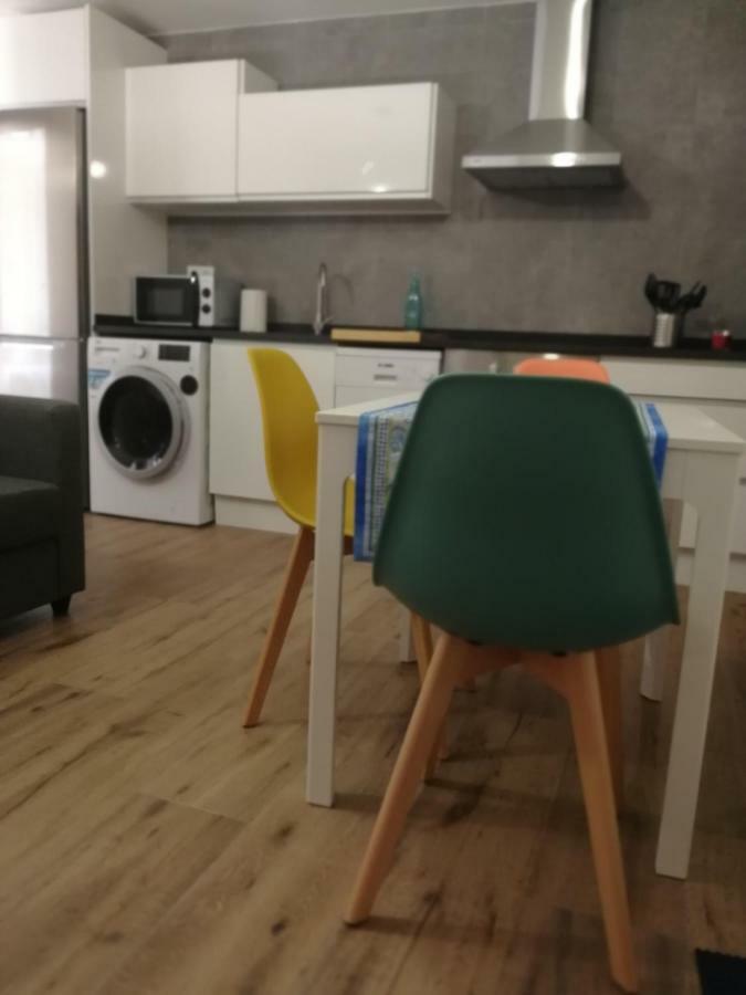 Apartamentos La Reunion 卡马雷纳德拉谢拉 外观 照片