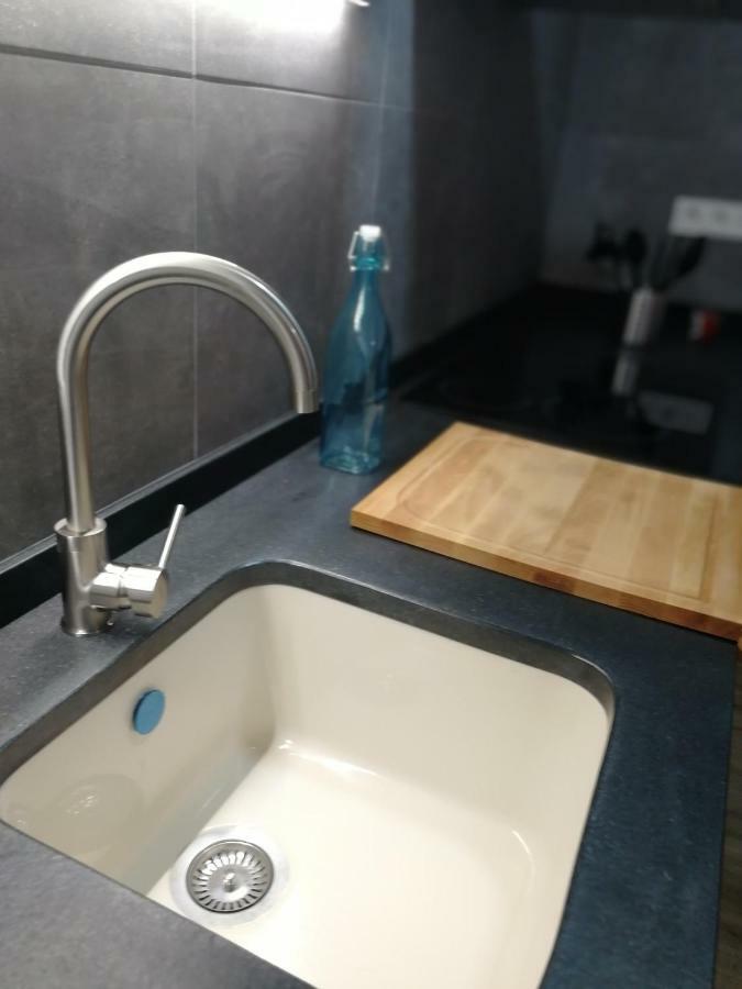 Apartamentos La Reunion 卡马雷纳德拉谢拉 外观 照片